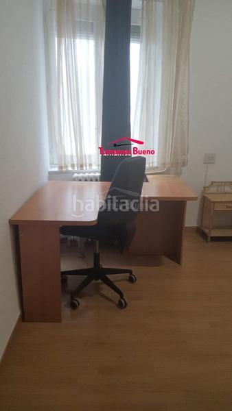 Foto d7b91499-c1e6-4881-9e72-162eda79564f. Flat with heating in Salesas Salamanca