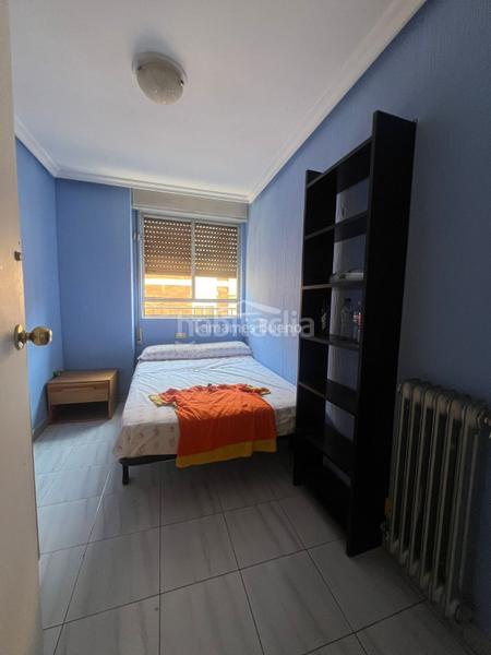 Foto f6b29814-23d2-4414-9249-cbb2c5ac2294. Flat in Carmelitas Salamanca