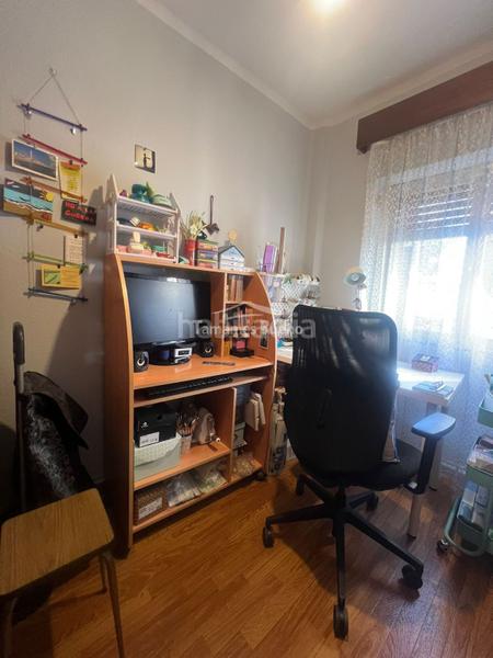 Foto 59af8cdd-98e5-45be-9674-dbd043bed01a. Piso impresionante esquinazo en torres villarroel!!! en Salamanca