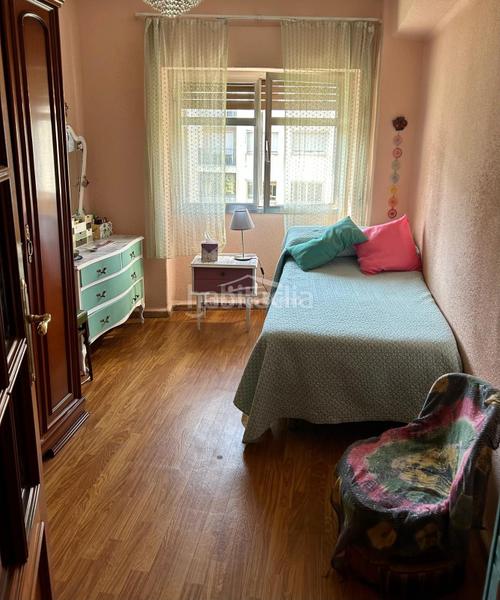 Foto af37eb05-381a-4ea3-b533-7fb8b6b1e1df. Piso impresionante esquinazo en torres villarroel!!! en Salamanca