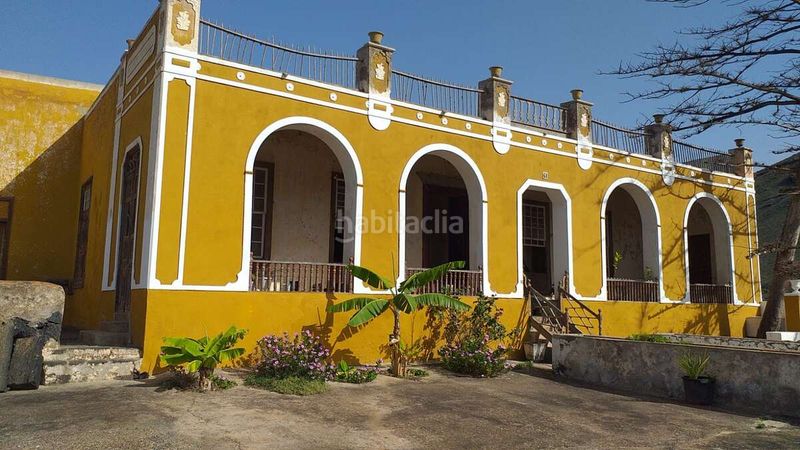 Foto a0e24ac6-22d6-490a-bc42-c8c95c17e47a. Masia a Tinajo