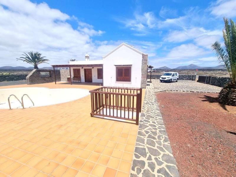 Foto e899c9c4-9761-4304-97ea-efd863697708. Chalet villa en venta , lanzarote en Yaiza pueblo Yaiza