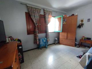 Edifici a Valterra - Altavista. Venta edificio a dos calles