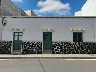 Casa adossada a Calle rubicón 78. Casa en venta en san bartolome, lanzarote [ref. 506217]