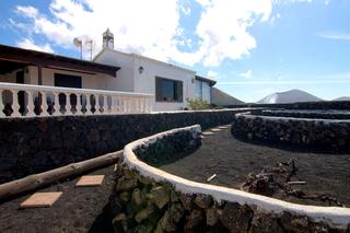 Casa a El Islote. Villa en venta en el islote, san bartolome, lanzarote [ref. 5428