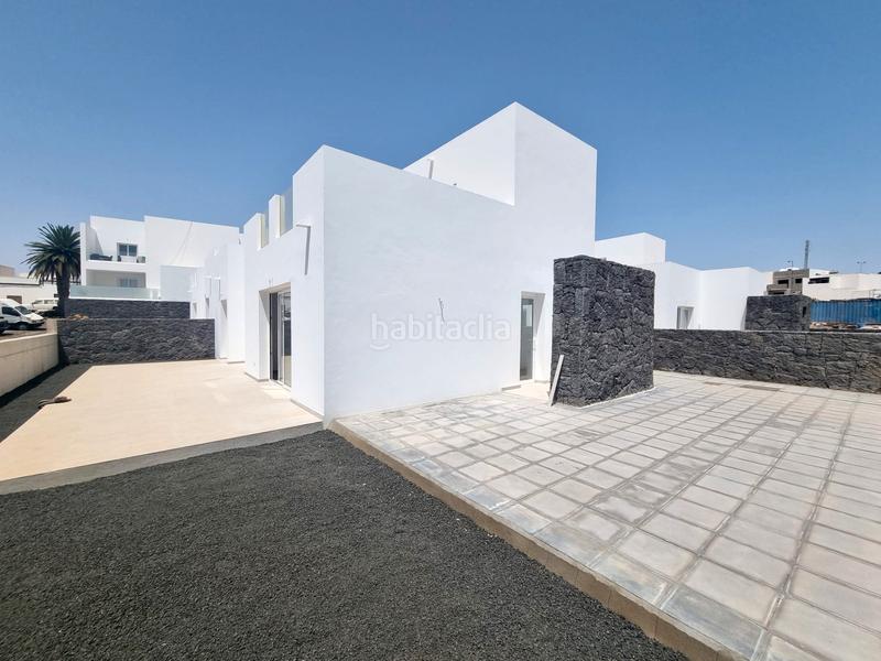 Foto 95c20617-a11f-46a3-9f58-70deb1ad4b4a. Chalet duplex nuevos semi-independientes en Tahiche en Teguise