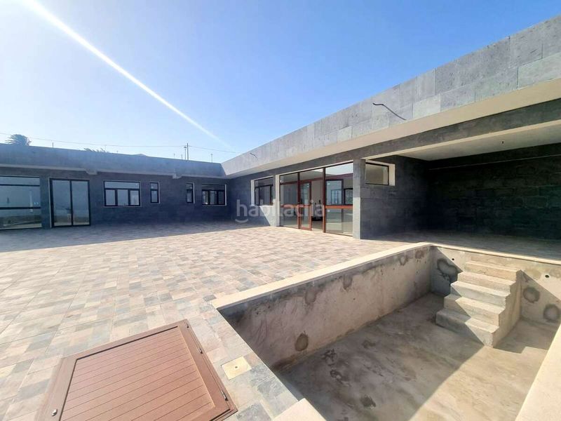 Foto f62e6a4f-659d-4c1b-91d7-de18efab46a6. Casa amb aparcament piscina a La Asomada Tías