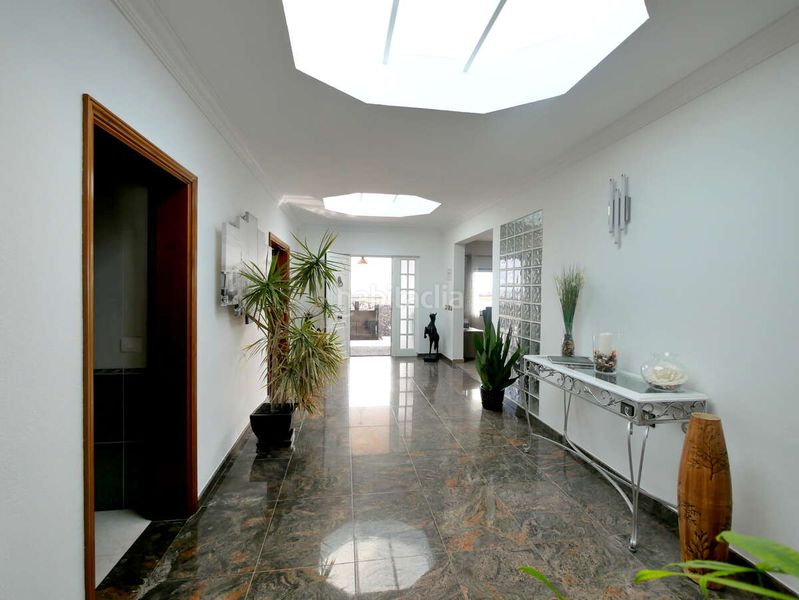 Foto 3275da91-e7a1-4fe9-a8c8-fdb0de513a03. Casa amb aparcament piscina a Tahiche Teguise