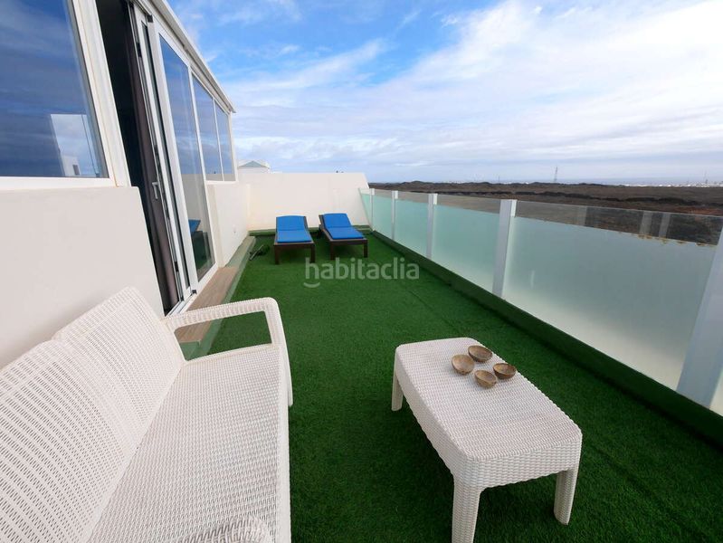 Foto 484b2a0c-7bf6-4b5c-bb49-63ed10ec525c. Casa amb aparcament piscina a Tahiche Teguise
