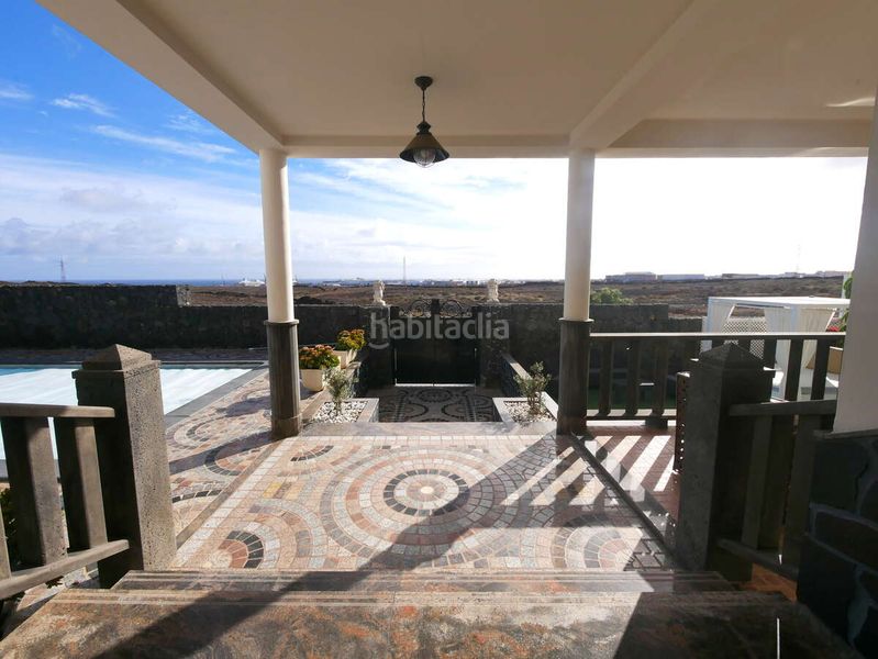 Foto 79c614c8-e607-445f-a7b3-1295a7f91f39. Casa amb aparcament piscina a Tahiche Teguise