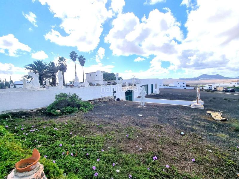 Foto cdd6ac43-6f3f-455a-a49a-7bd97e7eabc2. Masia amb aparcament a villa de Teguise Teguise