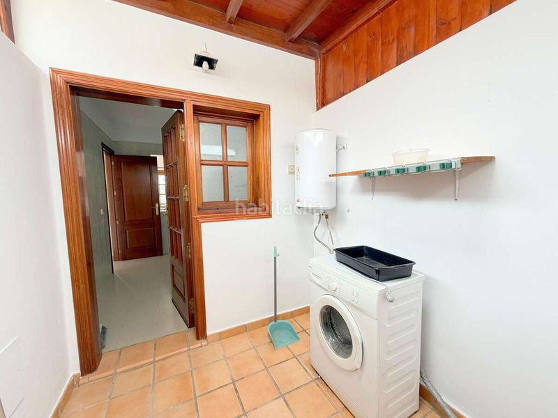 Foto 073287de-df84-4433-a835-db0d907f5524. Casa aparellada amb aparcament piscina a Playa Blanca Yaiza