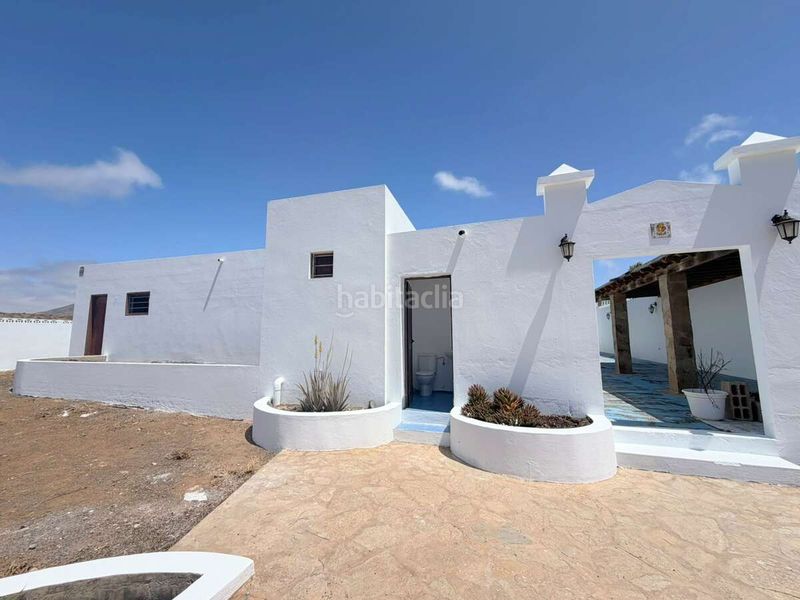 Foto 57d2bbec-e4da-408b-85d3-283c1f93452f. Xalet amb aparcament piscina a Güime San Bartolomé