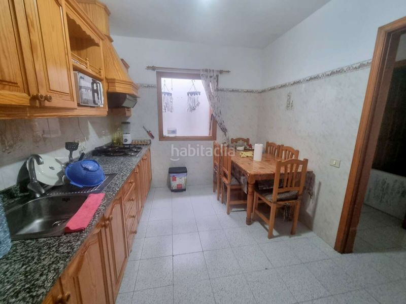Foto b26dc630-bbc7-4888-a78a-c907e226a139. Casa adossada amb aparcament a Argana Alta - Maneje Arrecife