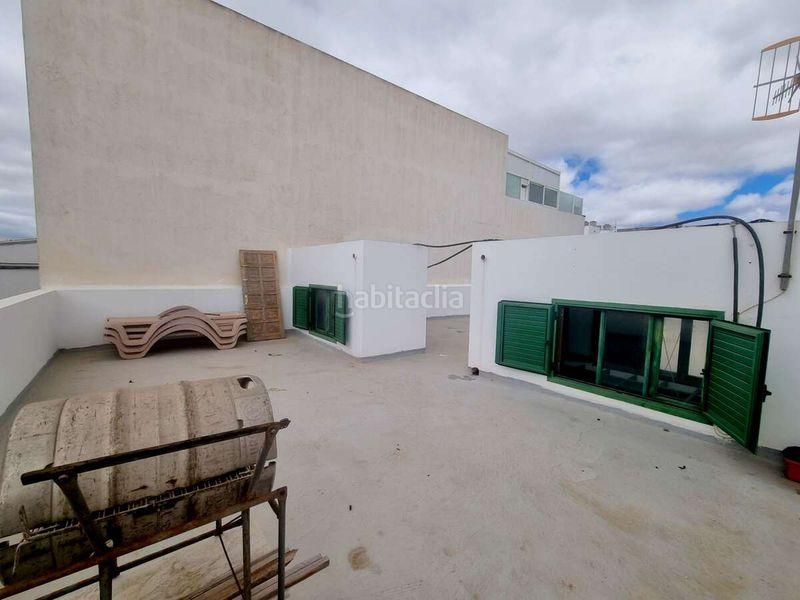 Foto ec7fd3ad-3744-4368-b567-db9108625c02. Casa adossada amb aparcament a Argana Alta - Maneje Arrecife