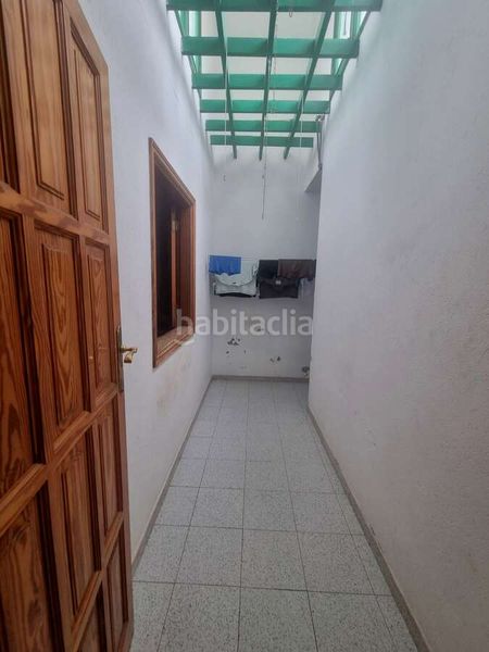 Foto f9d654da-c101-4786-8bbe-38bc09b2ebdb. Casa adossada amb aparcament a Argana Alta - Maneje Arrecife