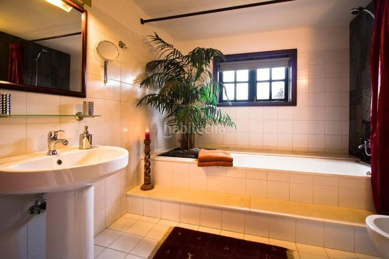 Foto b17e906e-bffa-4c5a-b3b9-746a1df82f4e. Casa amb aparcament piscina a Tahiche Teguise