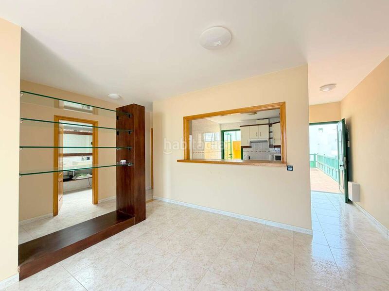Foto 342bee1c-58a2-41b7-abaf-16a3fcd5b710. Apartament amb aparcament piscina a costa Teguise Teguise