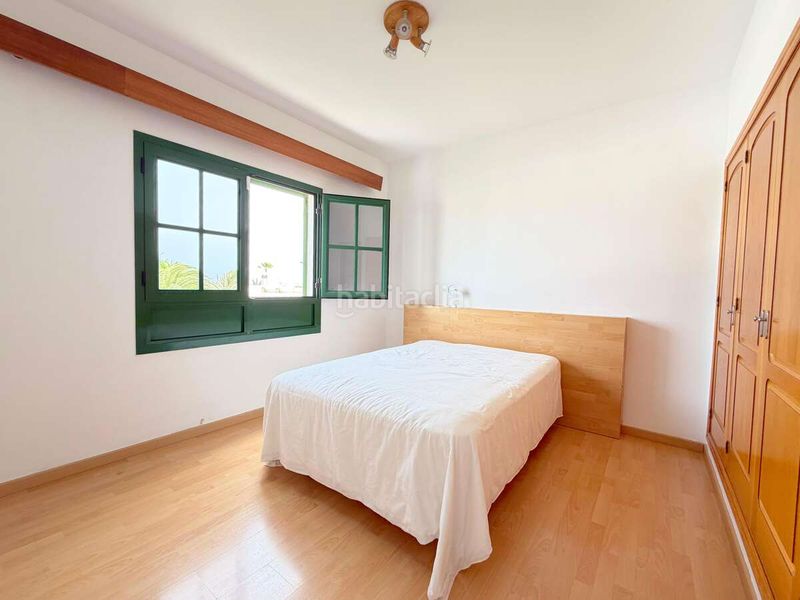 Foto 4e1aae9b-755d-43fe-a68c-8a90042119a5. Apartament amb aparcament piscina a costa Teguise Teguise