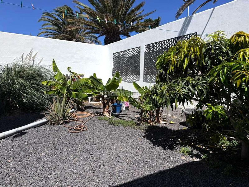 Foto c046091c-c7d8-4b57-84f1-70f745851f30. Casa amb aparcament piscina a Playa Blanca Yaiza