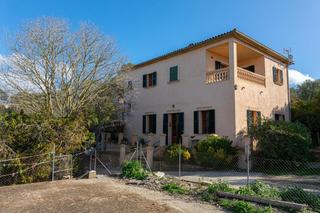 Mas à Sencelles. Finca rustica  con establo en costitx
