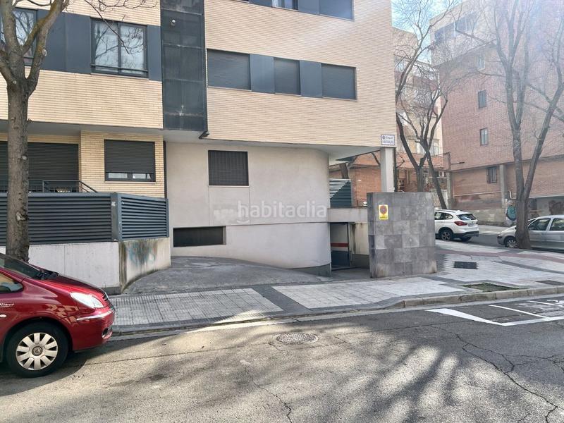 Foto a0e45fd3-e034-4093-8394-de6f345f0027. Posto auto in calle de palma de mallorca 4 in La Paz Zaragoza