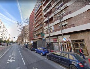 Local Comercial  Va univrsitas. Se venden 3 locales juntos