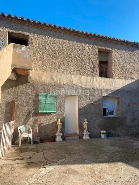 Foto 3bb0daf1-dce1-468f-a941-5e2a3a169de0. Casa se vende casa en Luceni