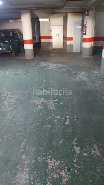 Foto d81dd21d-ffa6-447a-b072-899609c3f453. Aparcament cotxe a Casablanca Zaragoza