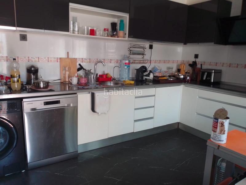 Foto 664c9ede-07a8-4fc1-b132-65e567a3341f. Casale con riscaldamento parcheggio in Avenida Cataluña Zaragoza