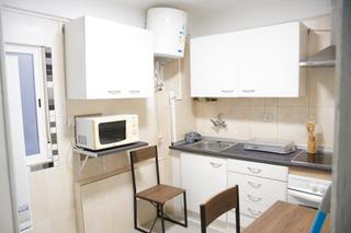 Appartement  Calle de la huerta. Se vende piso con inquilinos