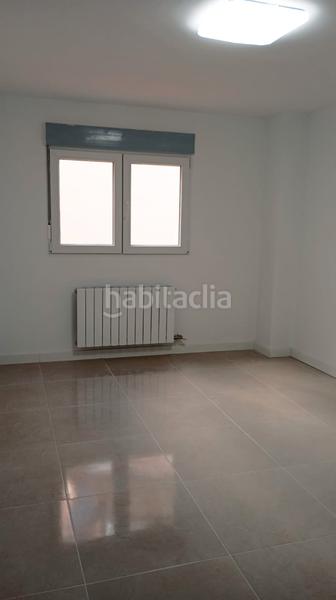 Foto a6541c89-aea0-450b-b409-23ab9765276e. Pis a calle de román izuzquiza 14 a Las Delicias Zaragoza