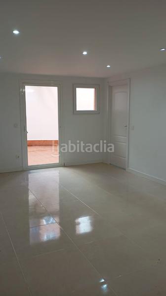 Foto d21f8e20-861d-4c41-bf7b-c70fff6f0b0f. Pis a calle de román izuzquiza 14 a Las Delicias Zaragoza