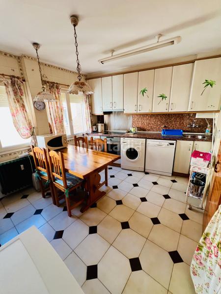 Foto a6dc3083-a02e-4013-ae1d-09bc283cdd32. Piso en avenida de navarra 4 oportunidad en Barrio del Ave Zaragoza