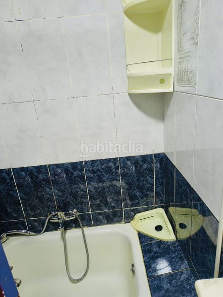Foto 5f4e5f5b-1ad6-45df-9e73-f3cba68d3941. Piso en Avenida Cataluña Zaragoza