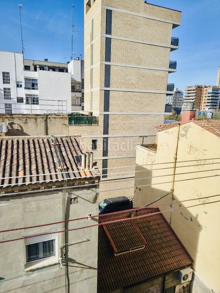Foto a1ae06a3-d771-4ab2-a480-46904b20580f. Piso en Avenida Cataluña Zaragoza