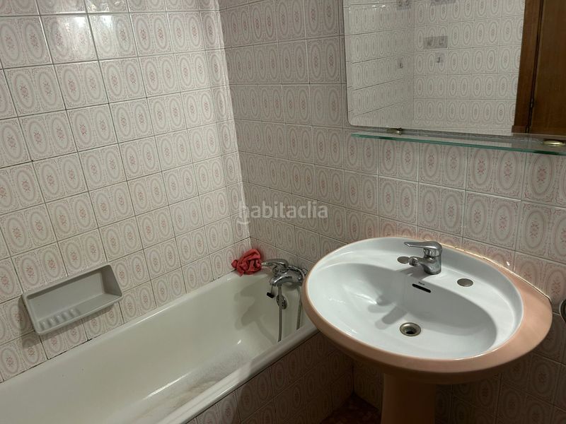 Foto e2042de4-23a3-49d9-8694-d167906e6917. Pis a urbanización parque roma 3e a Ciudad Jardín - Parque Roma Zaragoza