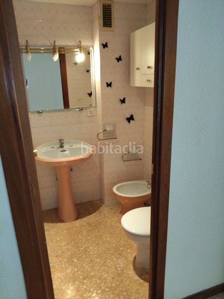 Foto 8543ba7e-c5c9-415d-8ae5-f80bd864a3a4. Pis a plaza de roma 440 a Las Delicias Zaragoza