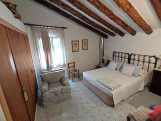 Country house in Azlor