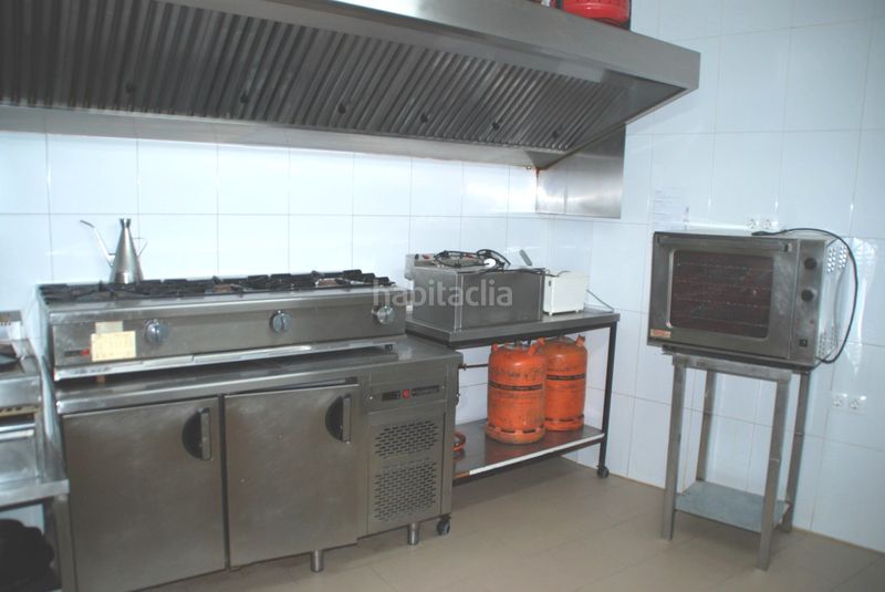Foto 43bd36b7-6f98-4b3e-bd3c-91391d2eca89. Local comercial a Monzón