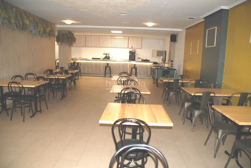 Foto b6d18296-c22a-4999-ba12-a858cfe26327. Local comercial a Monzón
