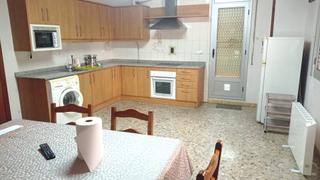 Casa adossada a Monzón
