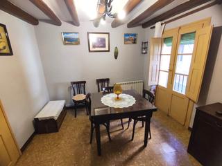 Country house in Secastilla