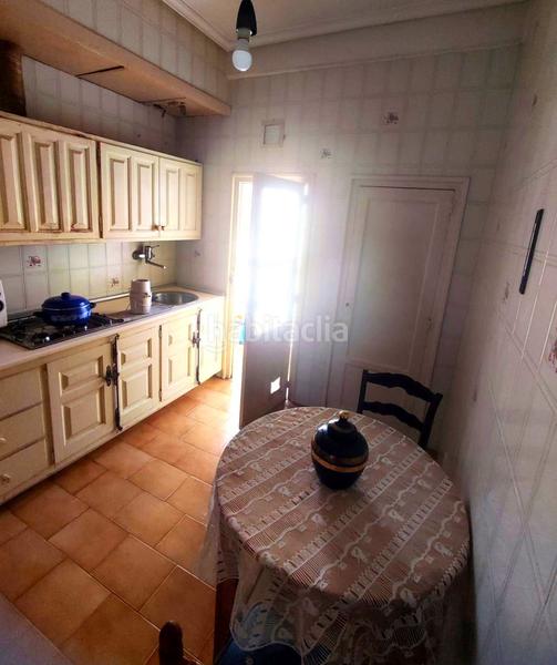 Foto caaf90c1-85bc-454c-872f-c963b2af7825. Piso en Barbastro