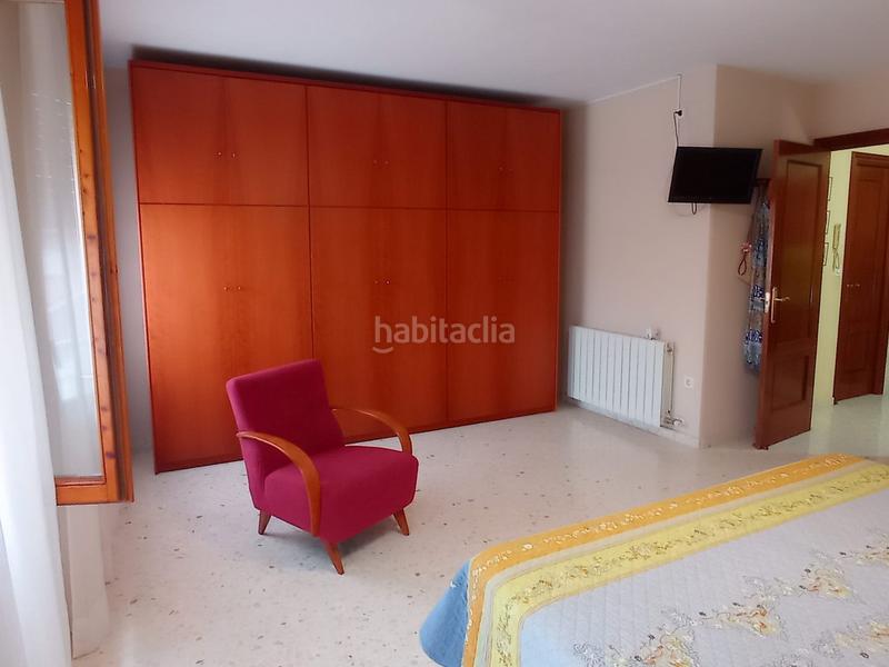 Foto 0205847b-3ac2-43fb-a537-ffbab37bcce0. Casa adosada en Monzón