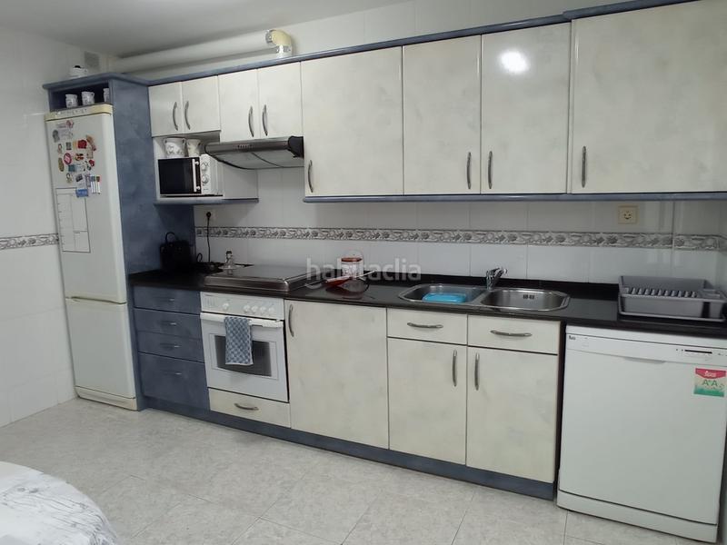 Foto e6a88f83-618a-43d2-8ae7-8a8ed3d246eb. Casa adosada en Monzón