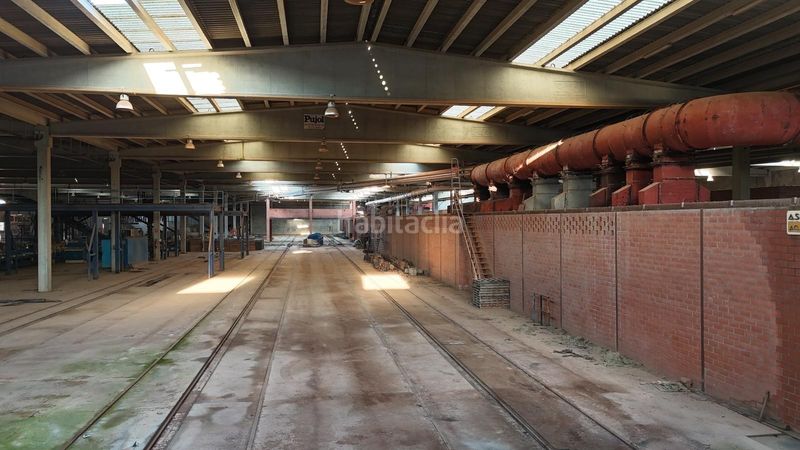 Foto 2212900b-6ff9-41f0-8753-0b1b9d8464d9. Local comercial a Alcolea de Cinca