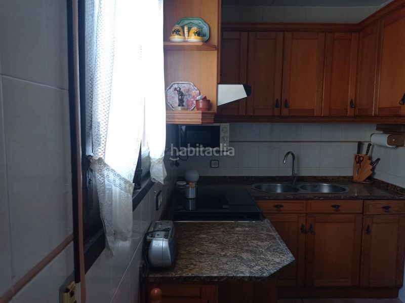 Foto 1bbb53d6-8425-4b27-ab54-0a9657e8ccf2. Casa adossada amb calefacció a Monzón