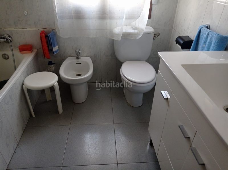 Foto 5e08d9c9-3efe-40d7-997f-367d10821959. Casa adossada amb calefacció a Monzón