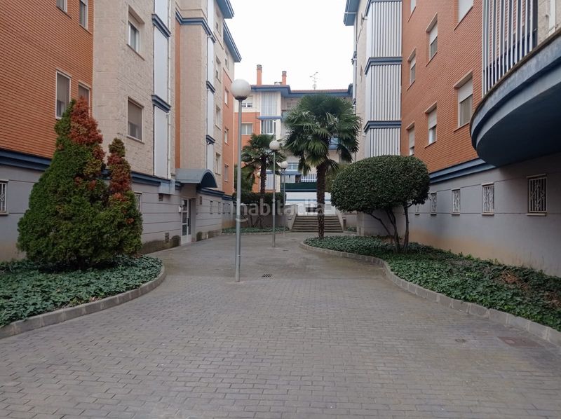 Foto b33d5fe3-4a2a-4030-ab51-96f82d02e8c4. Piso en Monzón